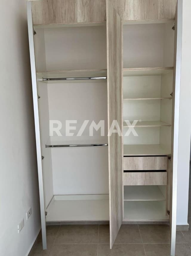 Venta de casa en Paseos del Bosque, Corregidora, Querétaro 