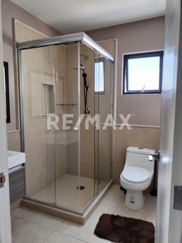 CASA EN VENTA EN ZAKIA 