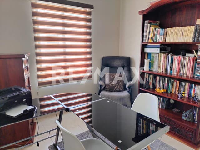 CASA EN VENTA EN ZAKIA 