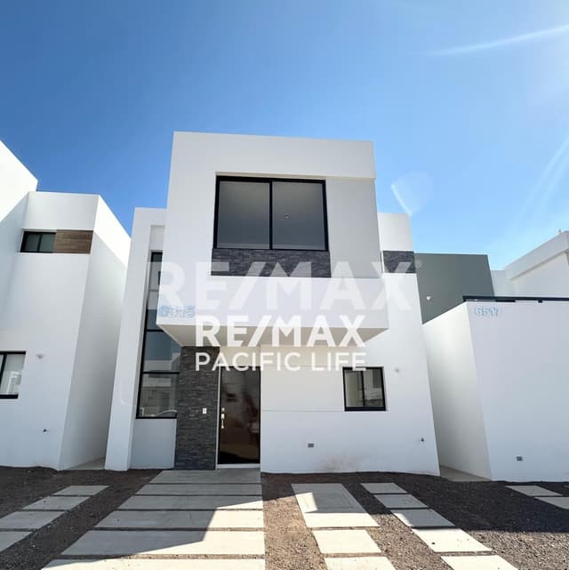 CASA EN RENTA EN SONTERRA ll