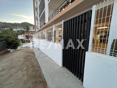 property image preview0