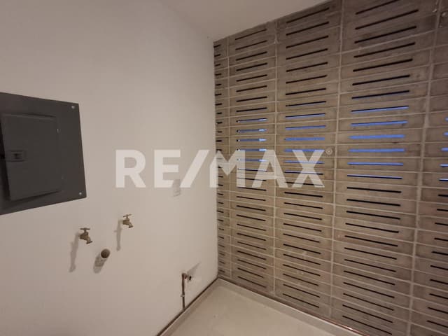 DEPARTAMENTO EN RENTA EN EL REFUGIO