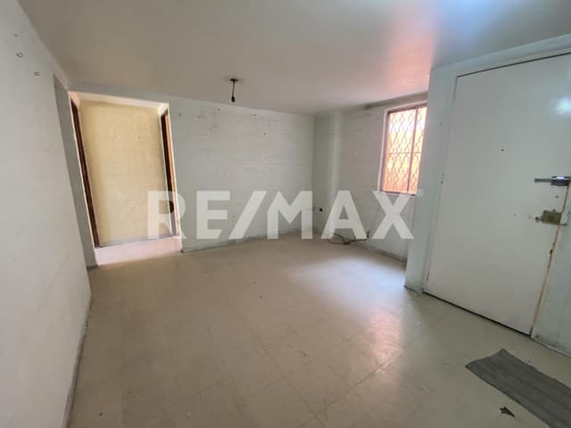 DEPARTAMENTO EN VENTA EN UNIDAD HABITACIONAL EDUARDO MOLINA CERRADA ORIENTE 157,