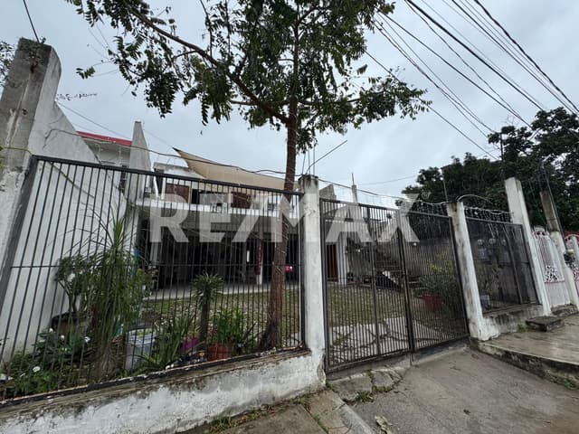 Casa en Venta, Colonia Jardínes de champayan, Ciudad Tampico.