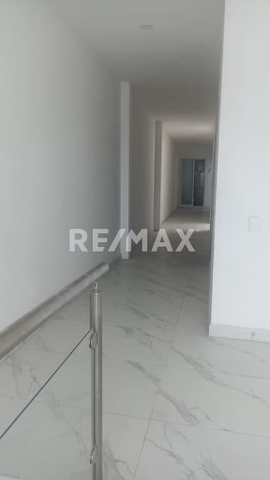 property image preview0