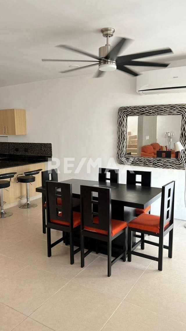 TOWNHOUSE AMUEBLADO EN RENTA EN TEMOZÓN NORTE