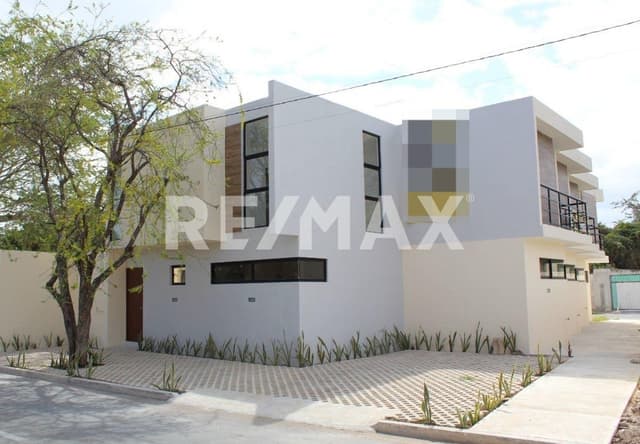 CASA EN VENTA EN CHUBURNÁ DE HIDALGO