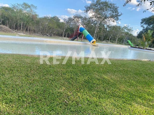 TERRENO EN VENTA DENTRO DE PRIVADA EN KOMCHÉN