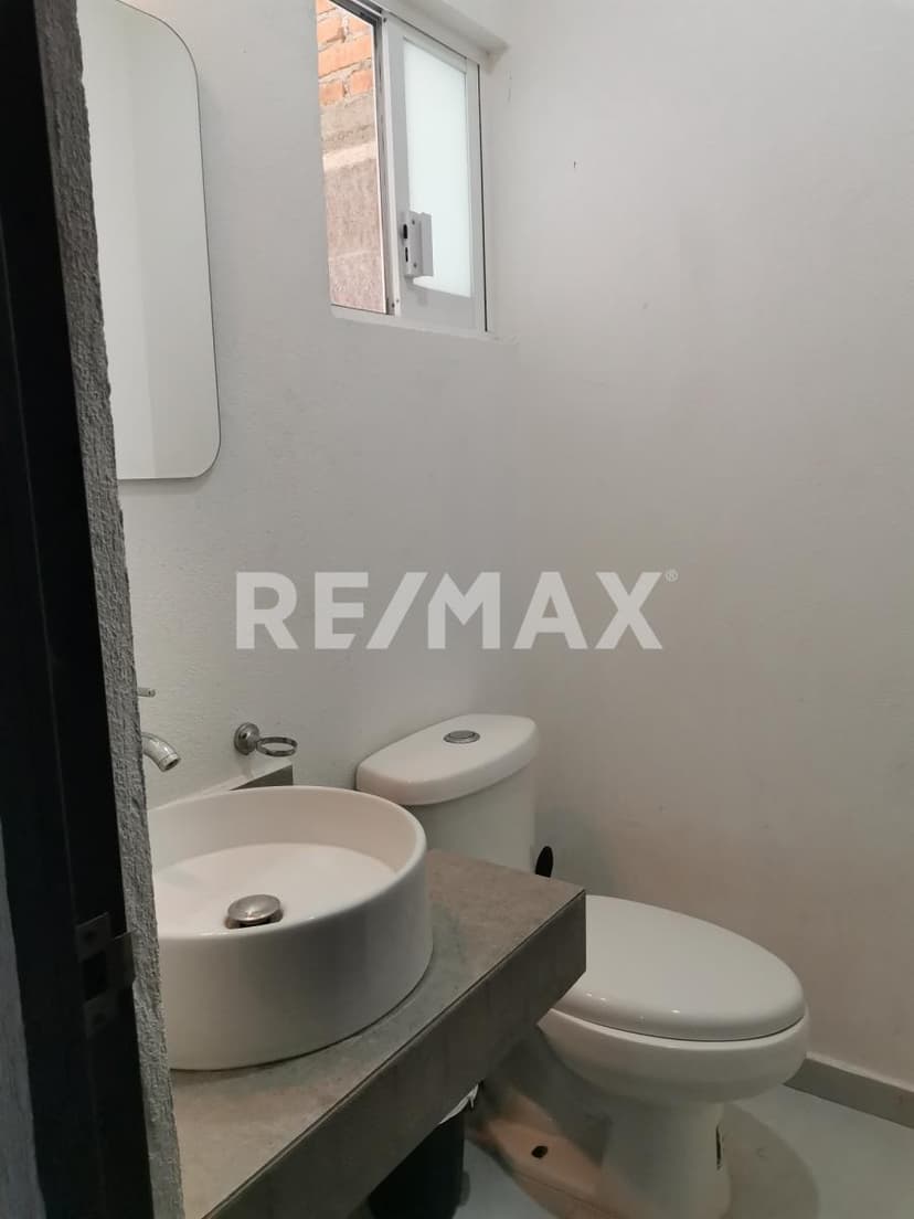 Renta de casa amueblada al sur