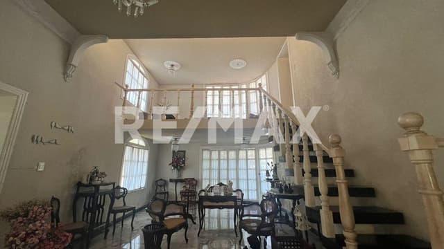 CASONA EN VENTA EN LA GARCIA GINERES