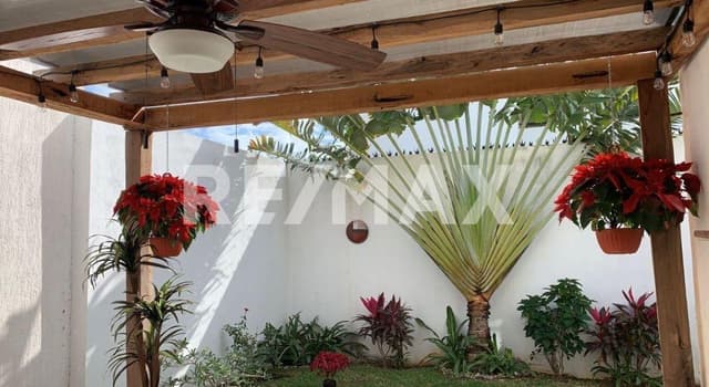 CASA EN VENTA EN LAS AMERICAS