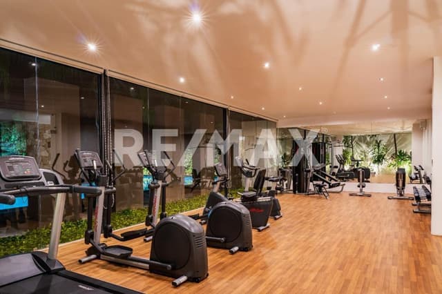 CASA EN VENTA EN PRIVADA RESIDENCIAL EN ZONA COUNTRY
