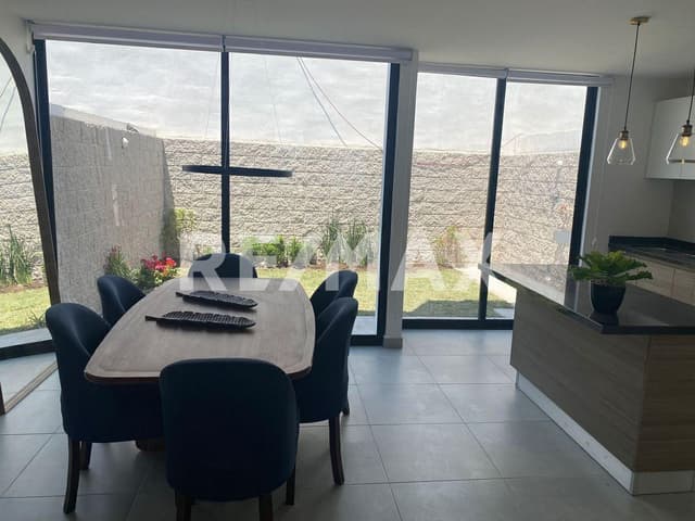 Casa en Venta en Zakia El Marques Querétaro