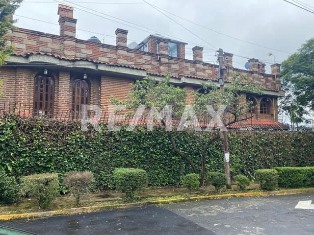 Venta de casa por debajo del avaluo en Cruz del Farol