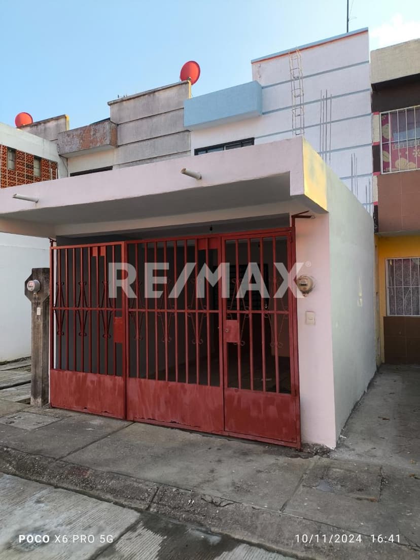 CASA EN VENTA