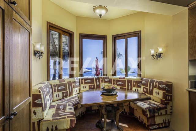 CASA EN VENTA LOS CABOS FRENTE AL MAR