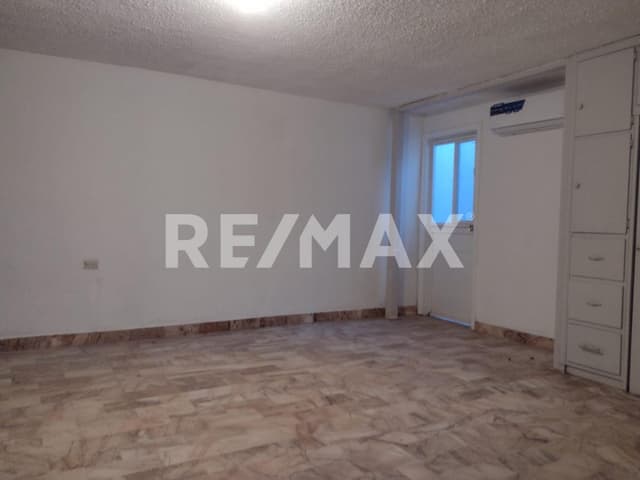 CASA EN RENTA EN PRADERA DORADA CON RECAMARAS EN PLANTA BAJA 