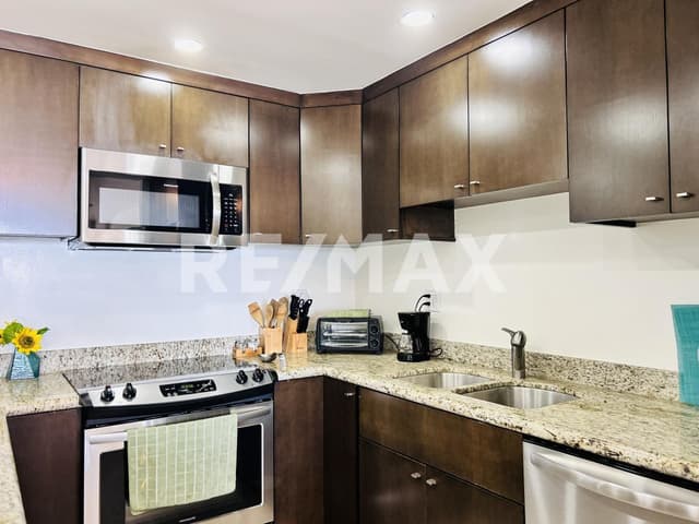 LA JOLLA EXCELLENCE - CONDO FRENTE AL MAR EN RENTA 405T2