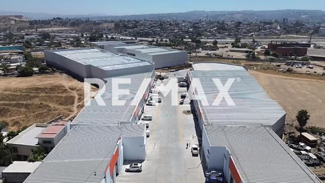 BODEGA EN RENTA DE 5,721.93 M2, EN EL MURUA, TIJUANA
