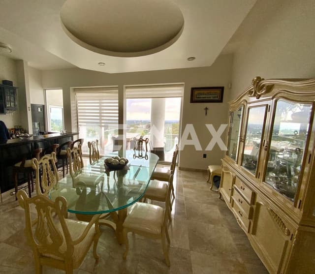 Casa de Lujo en Condado de Sayavedra con Vistas, Jardín y Amplios Espacios