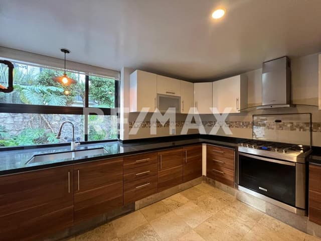 CASA EN VENTA EN SANTA URSULA 