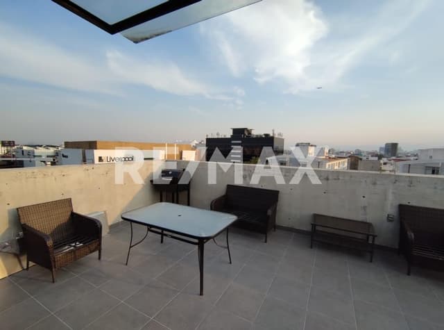 JHL RENTA DEPARTAMENTO CON TERRAZA EN ROMA SUR SEMIAMUEBLADO 
