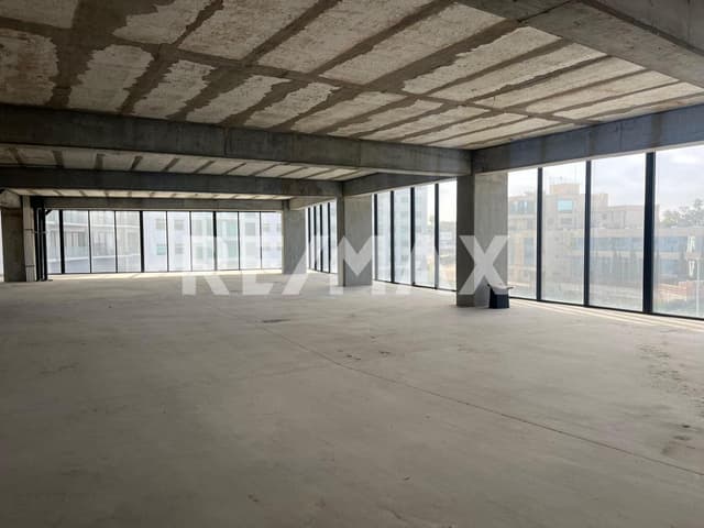 LOCAL EN RENTA DE 1,100 M2, EN THE WESLEY, PLAYAS DE TIJUANA