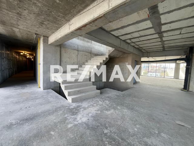 LOCAL EN RENTA DE 450 M2, EN THE WESLEY, PLAYAS DE TIJUANA