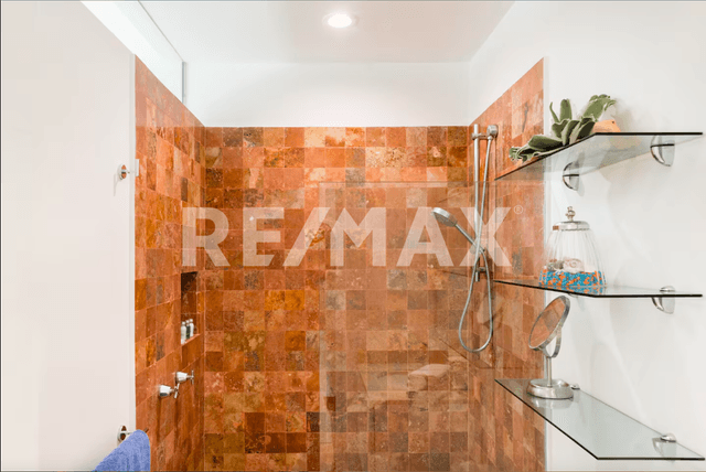 1-Bedroom Condo for Sale in Papaya 15