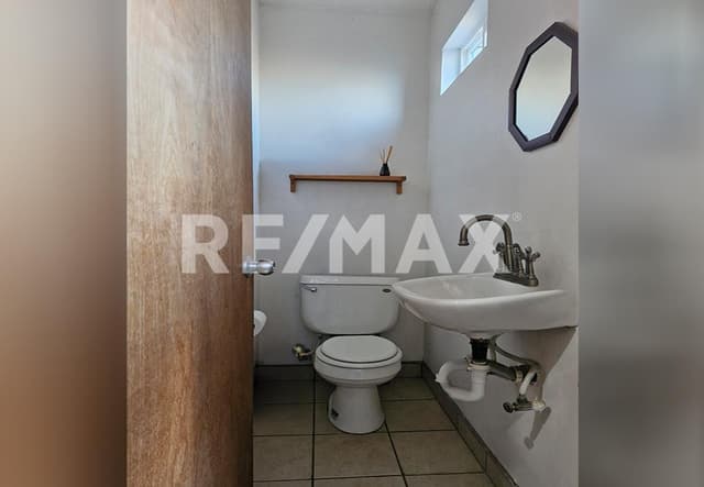 Casa en VENTA fraccionamiento Las Palmas, Ensenada B.C.