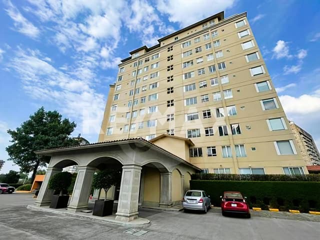 ¡GANGA! Exclusivo Penthouse en Bosque Real con Terraza Privada y Vistas Inigualables