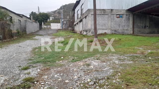 Venta de Terreno Comercial en Montemorelos, N.L.
