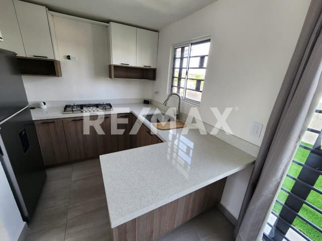 CASA EN VENTA, EN PANAMERICANO, TIJUANA B.C.