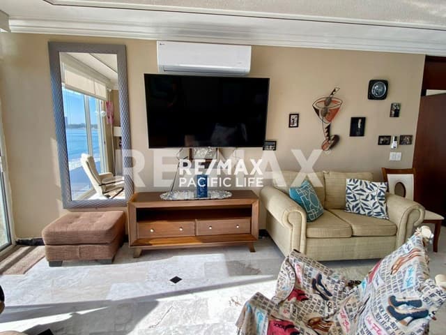 CONDOMINIO EN VENTA EN EL DELFIN 45