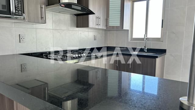 CASA EN VENTA FRACCIONAMIENTO CAPITAL SUR, COTO DUBLÍN.