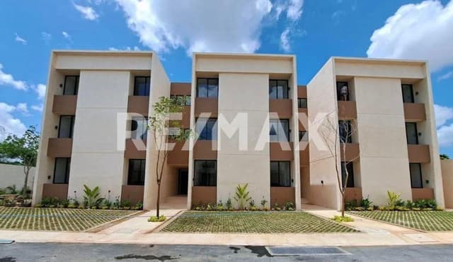 Departamento en renta en complejo Nova, planta baja, amueblado y equipado.