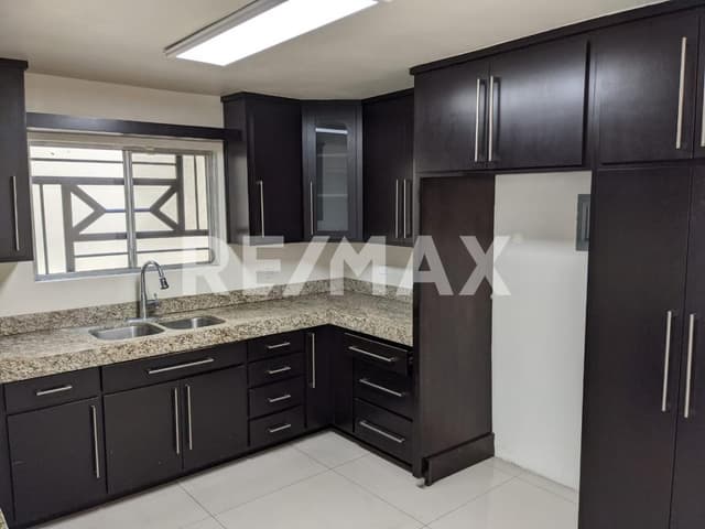 Casa en RENTA Garita de Otay Tijuana BC