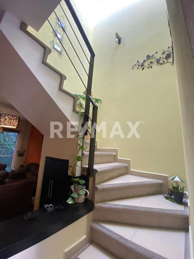 CASA EN VENTA EN BOSQUES SANCTORUM