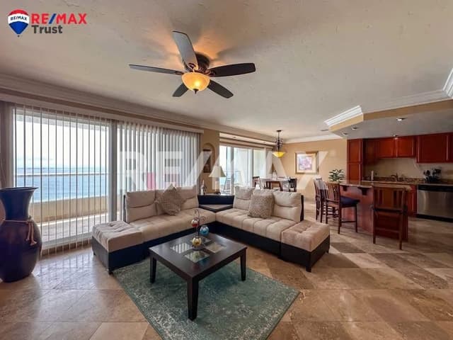CONDOMINIO EN VENTA LA JOLLA DEL MAR #802