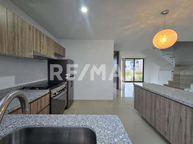 CASA EN CONDOMINIO EN VENTA PONTEVEDRA