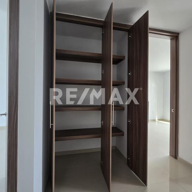 CASA EN CONDOMINIO EN VENTA  PONTEVEDRA 