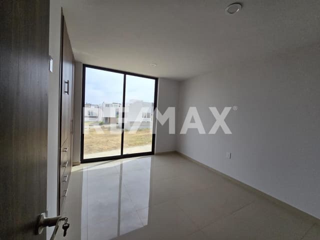 CASA EN CONDOMINIO EN VENTA  PONTEVEDRA 