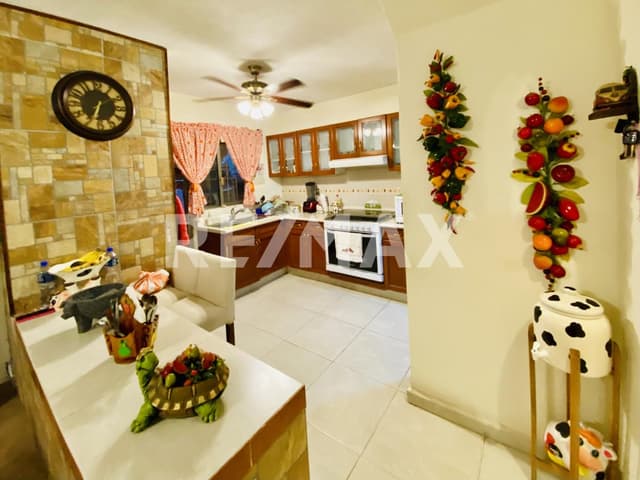 Casa en Venta, Paseos de Tezoyuca, Emiliano Zapata, Morelos...Clave 5516