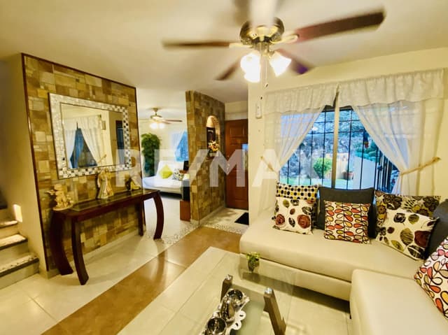 Casa en Venta, Paseos de Tezoyuca, Emiliano Zapata, Morelos...Clave 5516