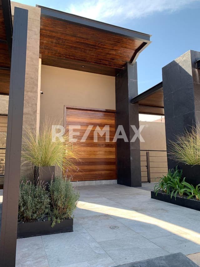 Casa en Venta en Vista Real, con vista panorámica en Corregidora, Querétaro