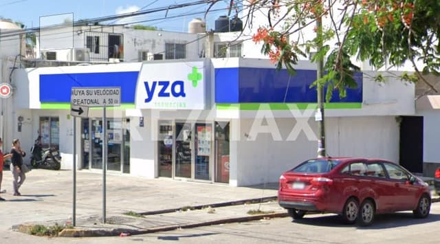 LOCAL COMERCIAL EN CANCUN AVE UXMAL ESQUINA PUNTA XCABAL