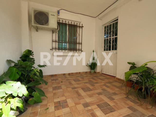 Tu Hogar Multifuncional: Espacio, Comodidad e Ingresos Extras en el Corazon de la Ciudad!!!