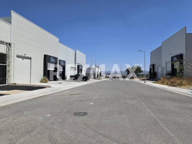 BODEGA VENTA TERRA PARK QUERETARO