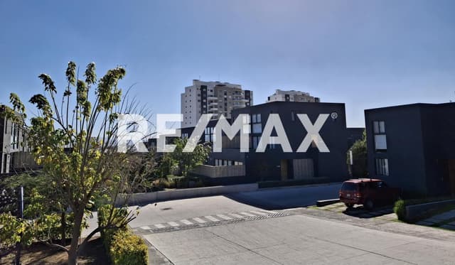 DEPARTAMENTO EN RENTA EN EL REFUGIO 