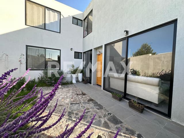 CASA EN VENTA EN ZÁKIA